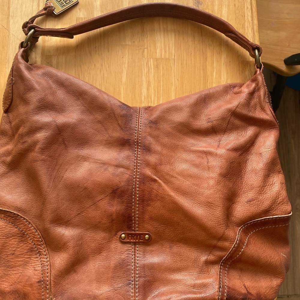 Brown Frye hobo purse. Very good condition.